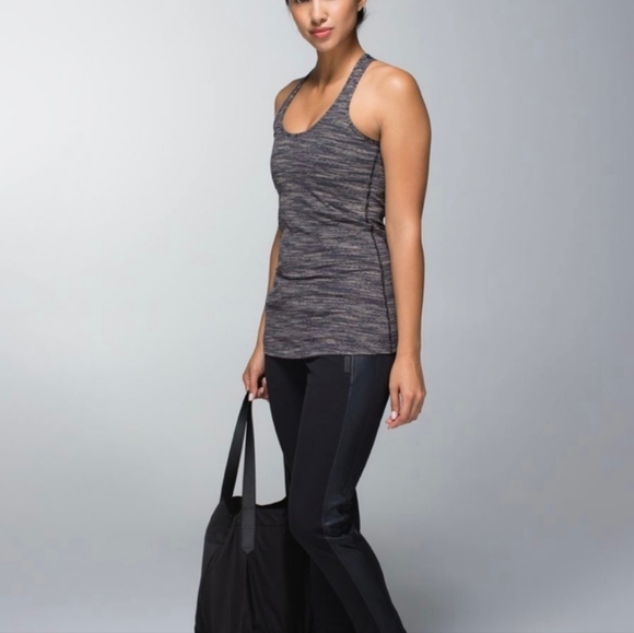 lululemon athletica Tops - Lululemon Womens Black White Striped Sleeveless Scoop Neck Racerback Tank